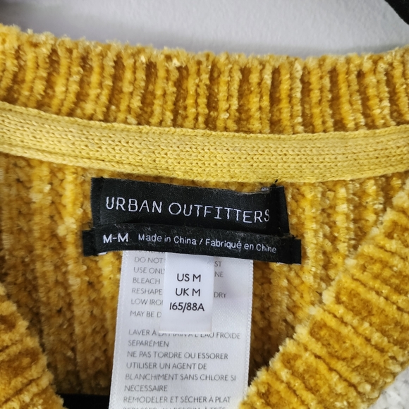 Urban Outfitters Slouchy Cropped Oversized Sweater Size Medium - Picture 11 of 11